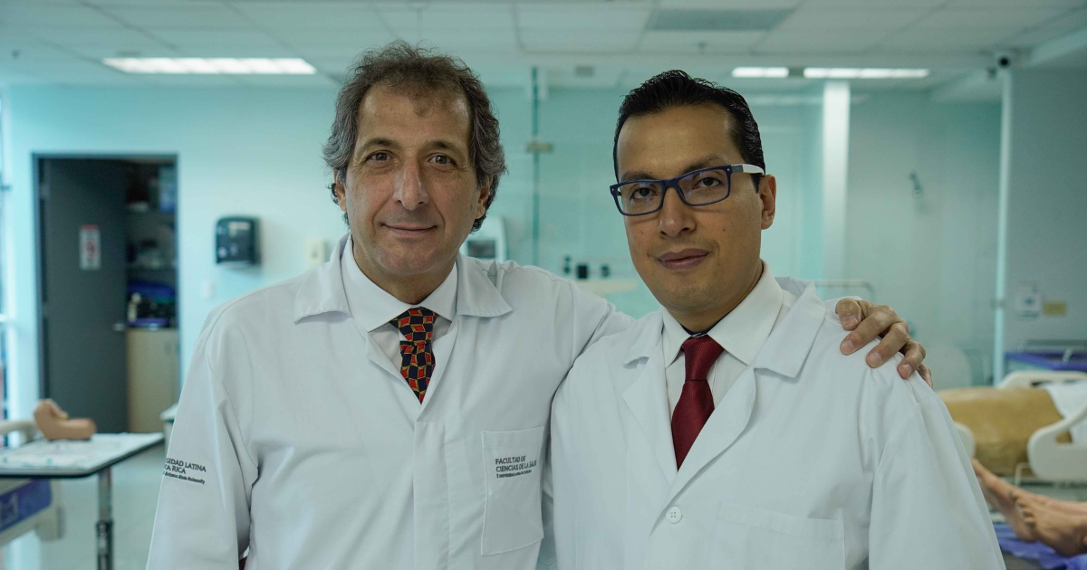 Médicos Costarricenses Pioneros en Centroamérica con la Implementación del Ultrasonido Clínico 